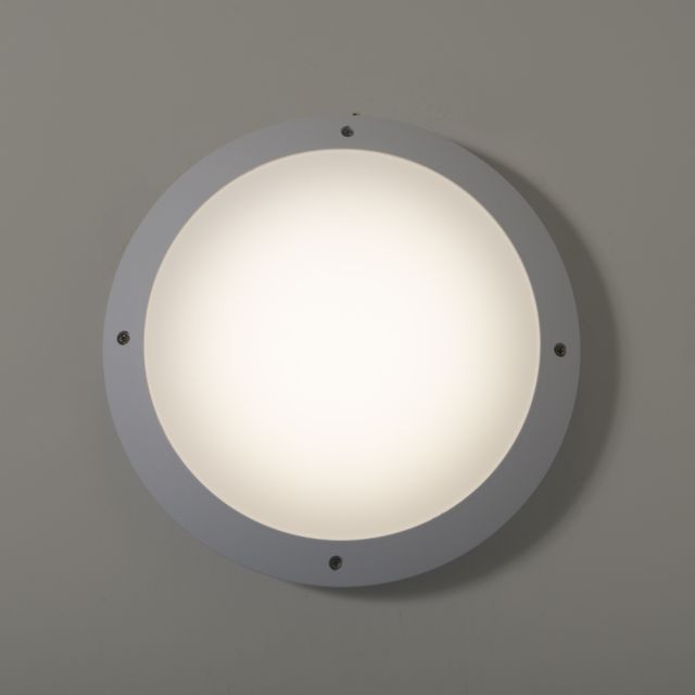 Latina II 12w 4000K LED IP66 Polycarb Plain Bulkhead White