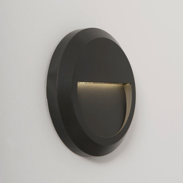 Salta 1.5w 3000K LED Round Surface Polycarbonate Bulkhead